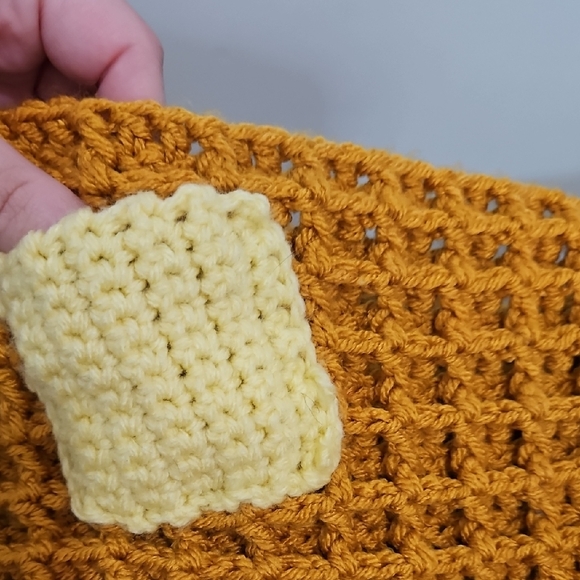 Handcrafted Waffel Crochet Bag - Picture 4 of 5